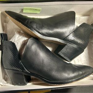 Dolce Vita Black Textured Heeled Boots